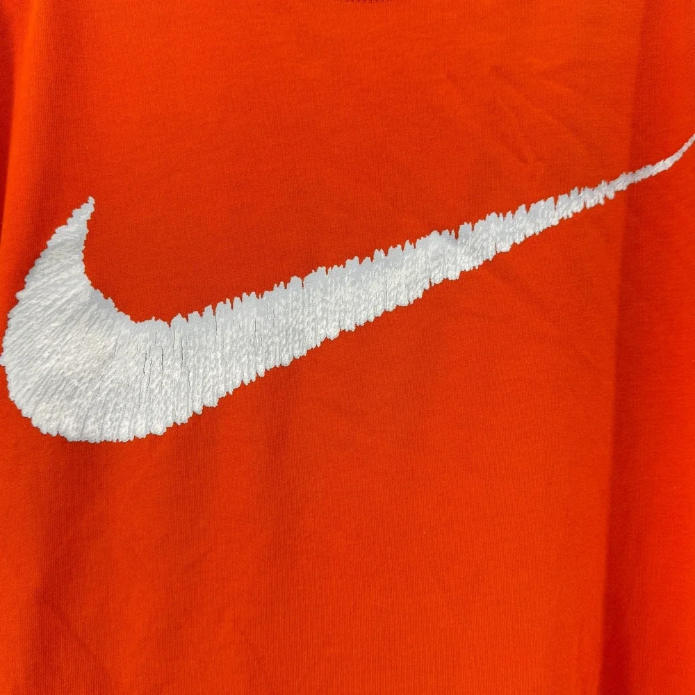 Nike Mens Dri-FIT Embroidered Swoosh Logo T-Shirt Orange Large Athletic Cut‎
